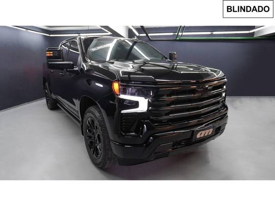 CHEVROLET SILVERADO 5.3 V8 GASOLINA 1500 HIGH COUNTRY 4X4 AUTOMÁTICO